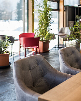 sitzbereich eingang alpsee camping