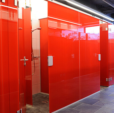 toilettenanlage am campingplatz