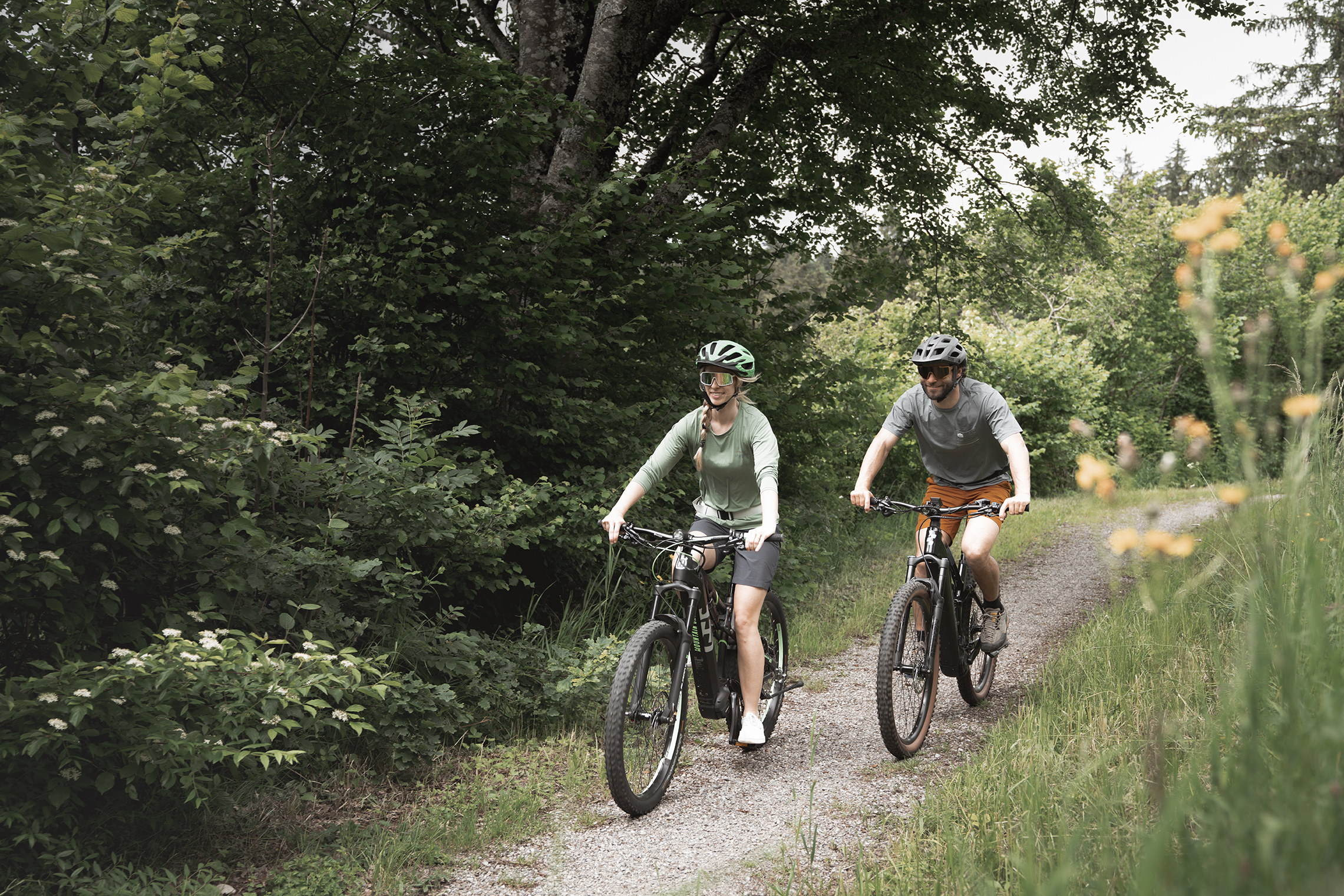 Paar bei Radtour im Allgäu - Alpsee Camping Immenstadt